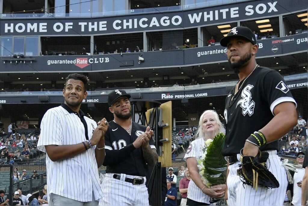 Jose Abreu in field